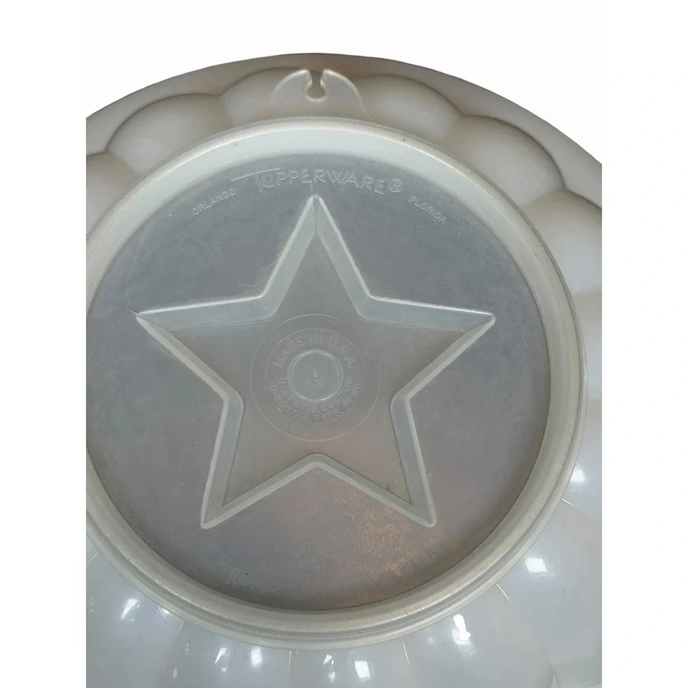 Vintage Tupperware Jel-N-Serve Jello Mold Set 4 Inserts Star Heart‎ Tree Tulip